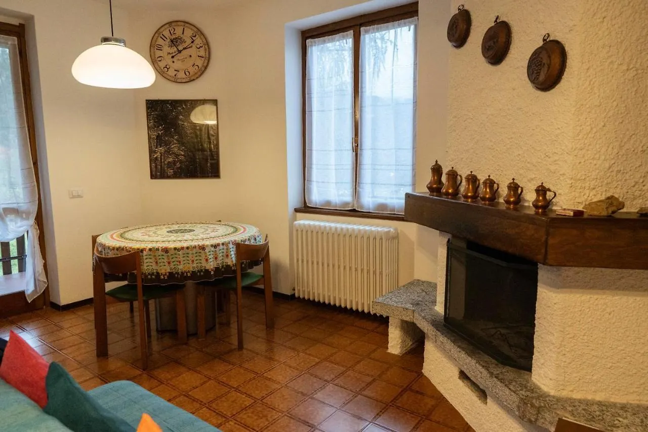 181 - Casa Arcobaleno Tra Le Alpi, Piste Da Sci A 15 Minuti Apartment Castione della Presolana