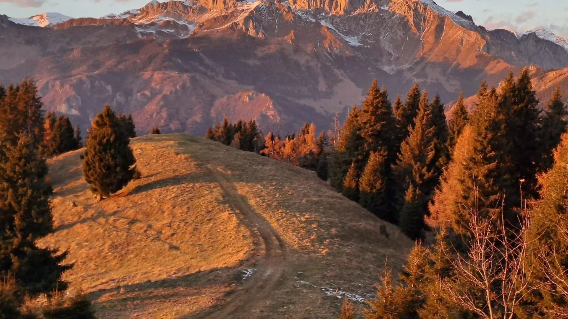 181 - Casa Arcobaleno Tra Le Alpi, Piste Da Sci A 15 Minuti Apartment Castione della Presolana 0*,  Italy
